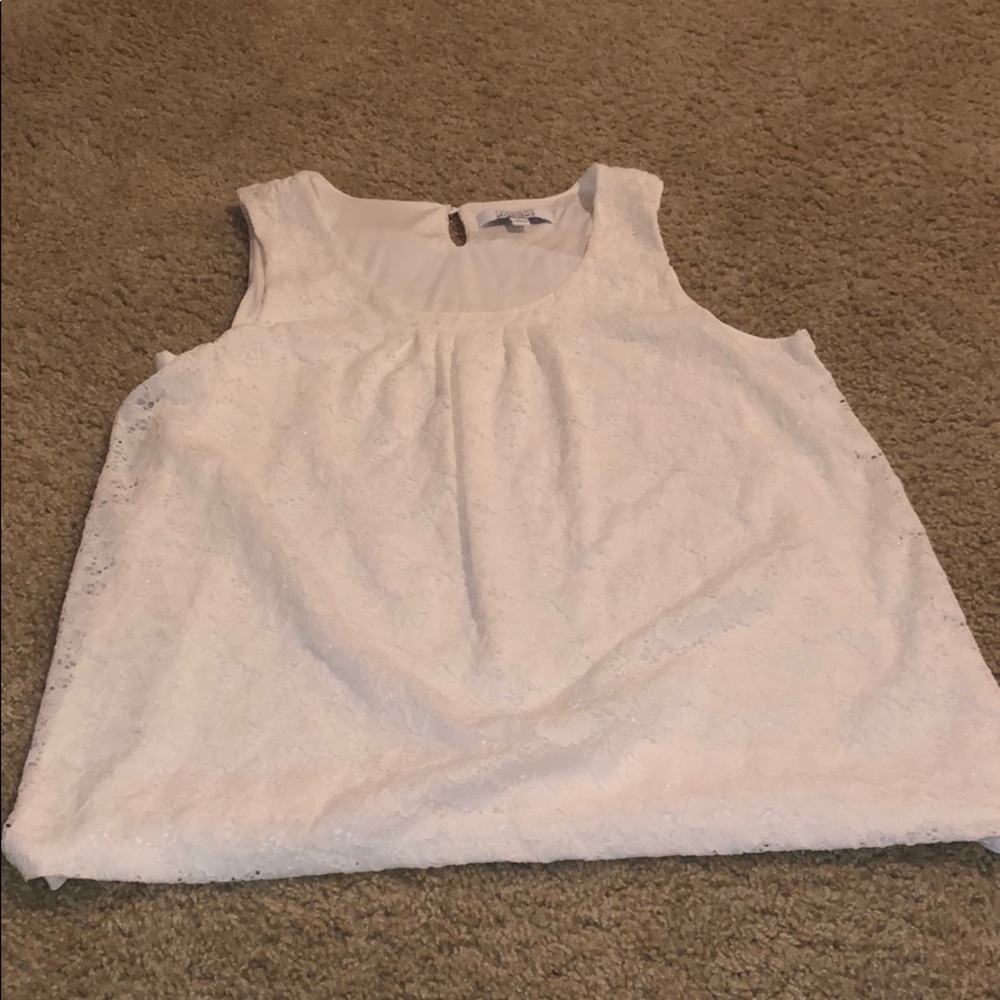 Beautiful white lace tank top